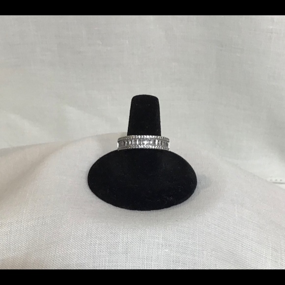 Jewelry - 925 Engagement Ring